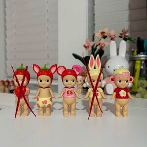 Sonny Angel Strawberry Love Series